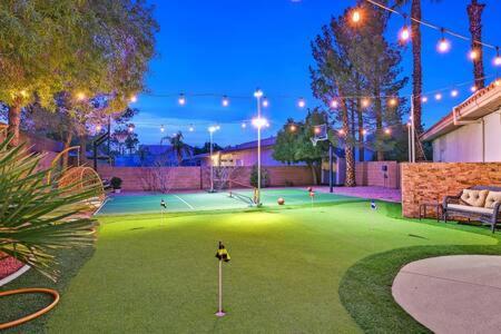 Lux 5Br Vegas Home W Pool, Spa, Games, Near Strip ลาสเวกัส ภายนอก รูปภาพ